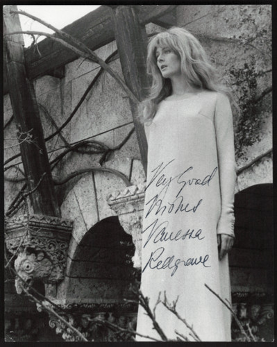 Vanessa redgrave autograph - vanessa,